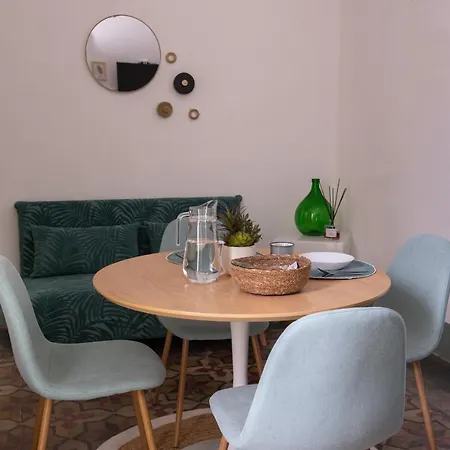 Casa vacanze A Casa Di Emilia Aeroporto di Catania Fontana Rossa